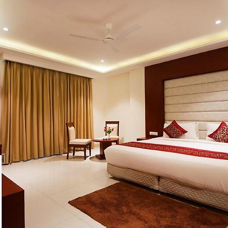 Hotel Z Suites- Delhi Igi Airport New Delhi Bagian luar foto