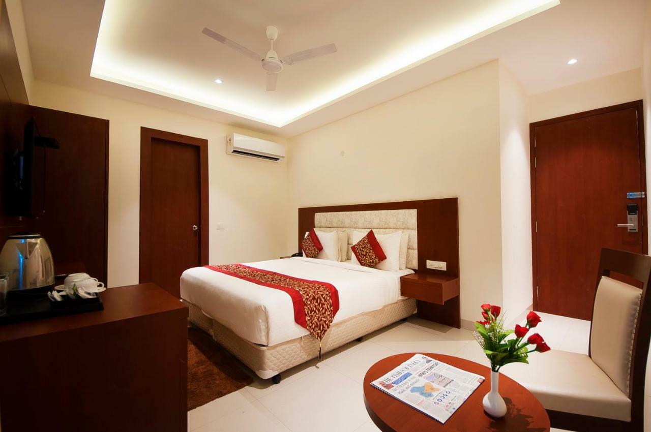 Hotel Z Suites- Delhi Igi Airport New Delhi Bagian luar foto